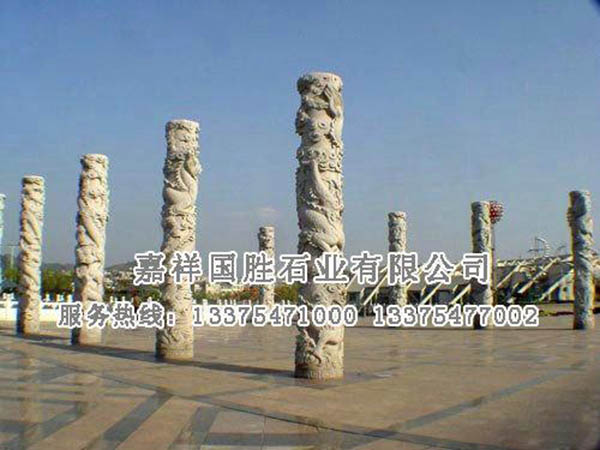 龙柱2.jpg